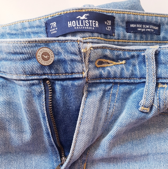 HOLLISTER Blue High-Waist Distressed Jeans - Picture 6 of 12